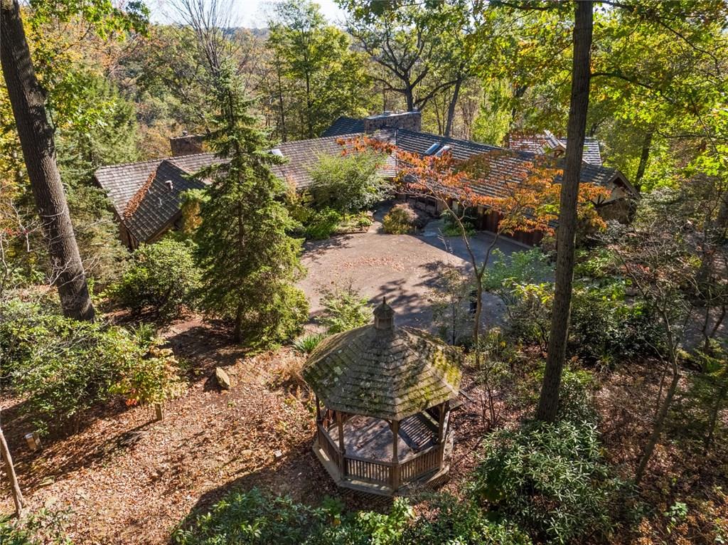 118 Riding Trail Lane Pittsburgh, PA 15215 - Photo 2 of 25 Privacy galore, in a close in location