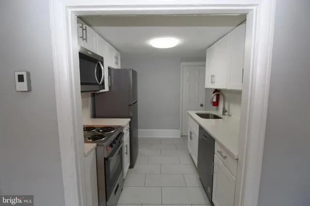 $1,600 | 1017 Pine Street, Unit 3F, Philadelphia, PA 19107