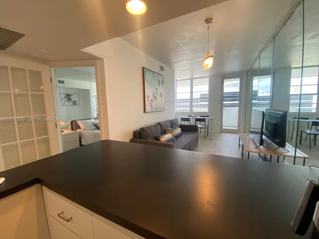 $2,600 | 100 Lincoln Road, Unit 1227, Miami Beach, FL 33139