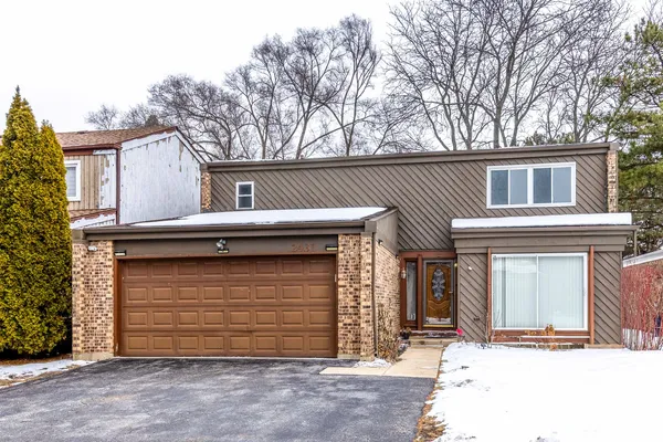 $4,100 | 2431 Cobblewood Drive, Northbrook, IL 60062