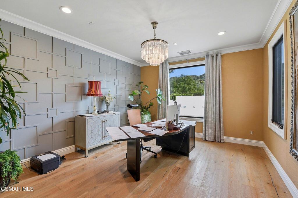 2691 Country Ridge Road Calabasas, CA 91302 - Photo 9 of 74
