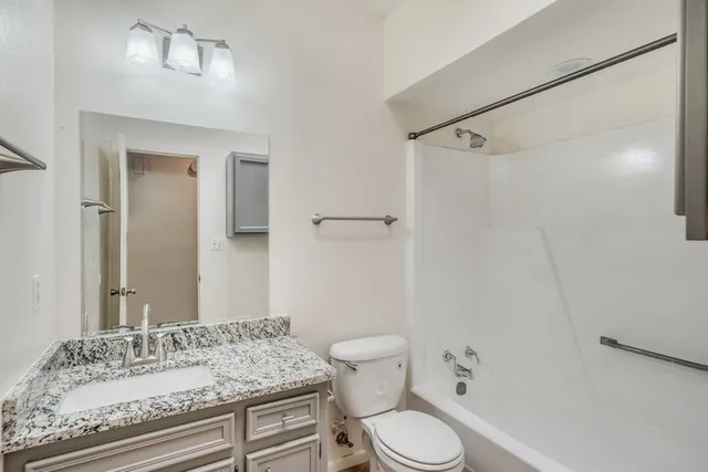 $1,185,000 | 1102 Academy Street, San Marcos, TX 78666