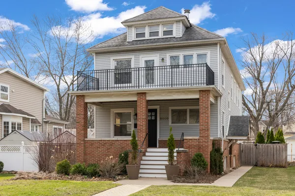 $1,100,000 | 5009 West Catalpa Avenue, Chicago, IL 60630
