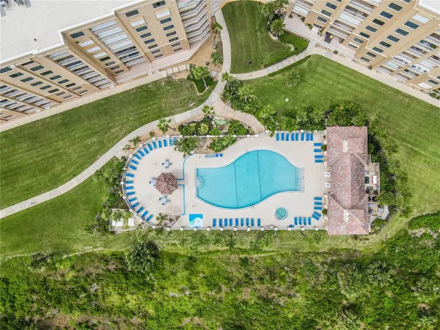 a view of building with yard