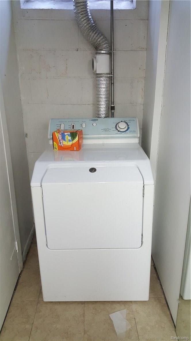 24574 Ridgecroft Avenue Eastpointe, MI 48021 - Photo 14 of 16 Dryer