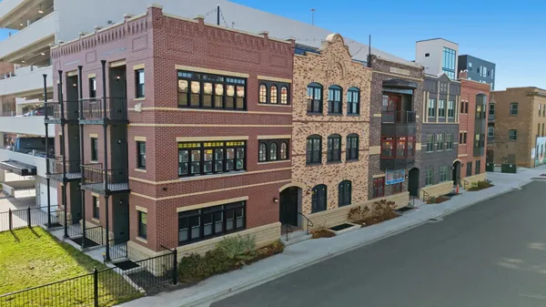 $869,000 | 412 5th Street North, Unit 526, Fargo, ND 58102