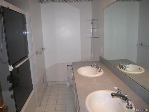 34320 Greentrees Road Sterling Heights, MI 48312 - Photo 8 of 11 8