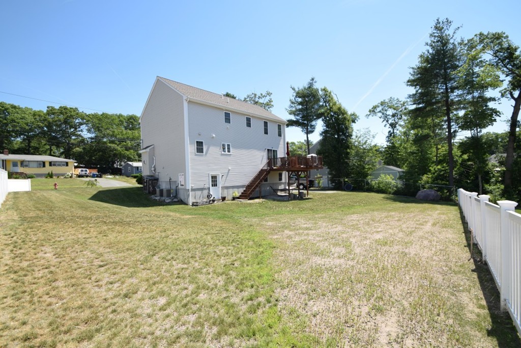 340 Canton Street Randolph, MA 02368 - Photo 27 of 28