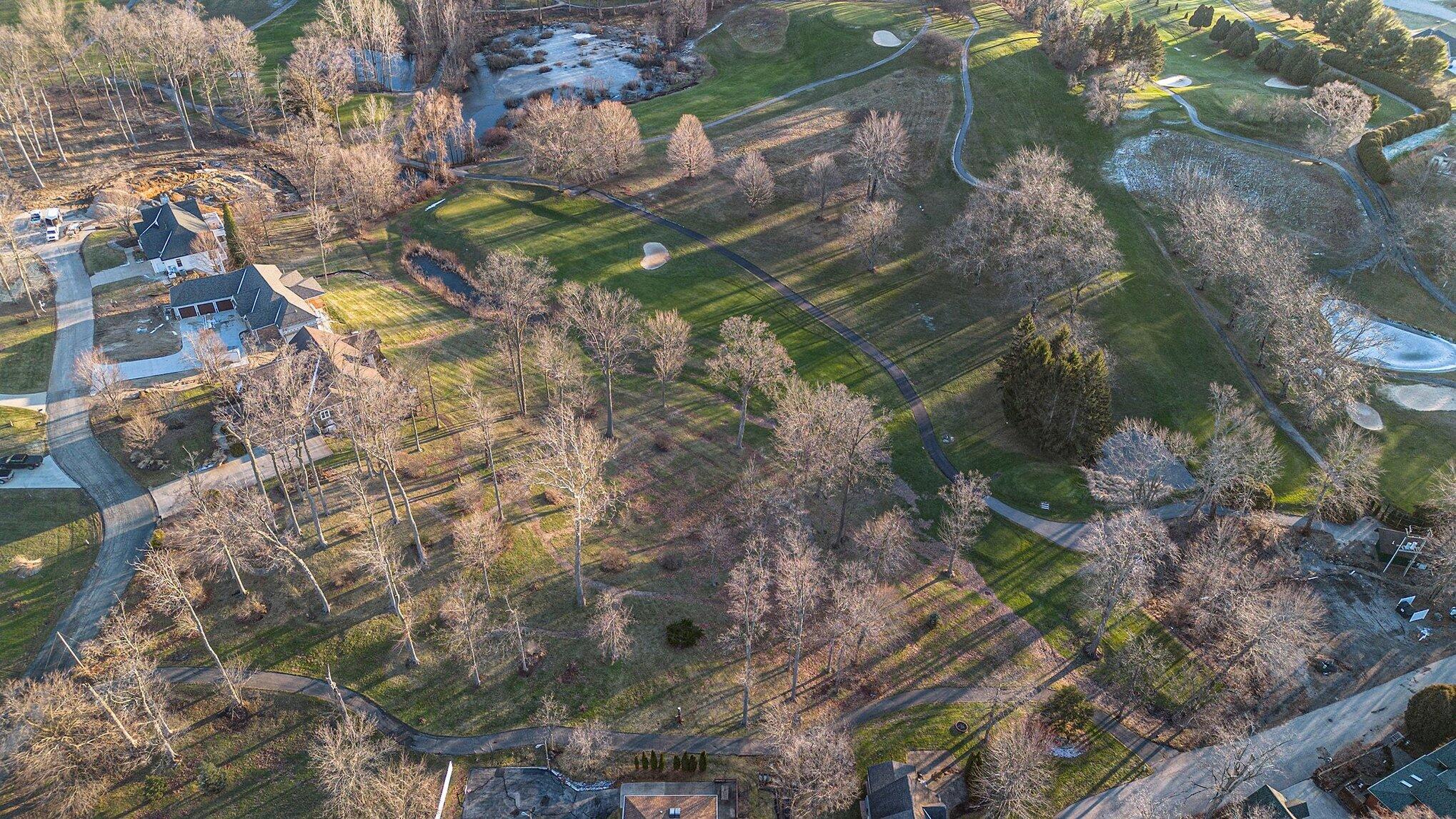 4862 Knoll Court Watervliet, MI 49098 - Photo 11 of 14 010_file_2403