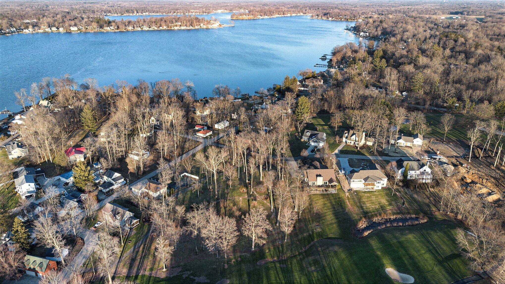 4862 Knoll Court Watervliet, MI 49098 - Photo 3 of 14 002_file_1931