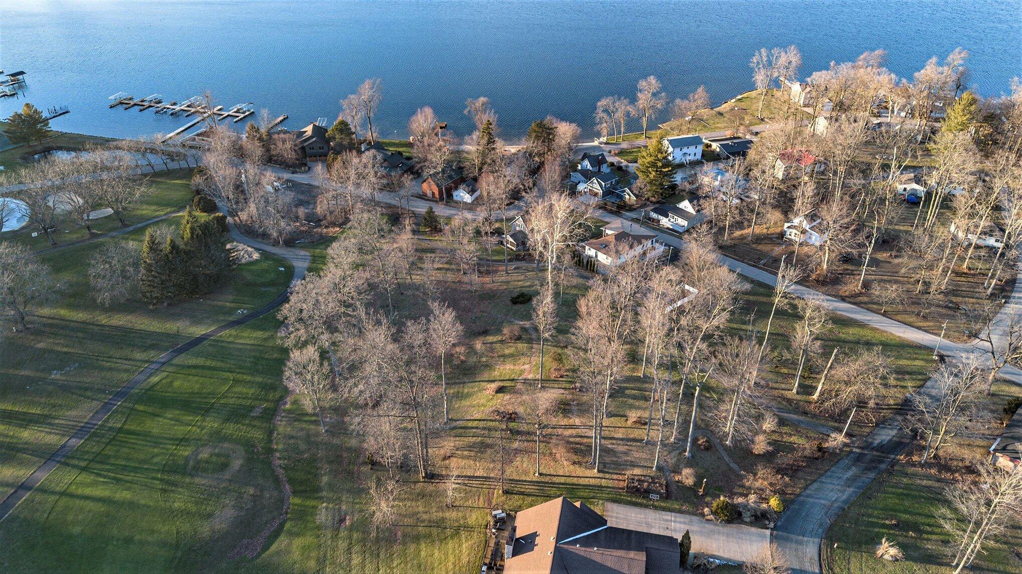 4862 Knoll Court Watervliet, MI 49098 - Photo 6 of 14 005_file_9046