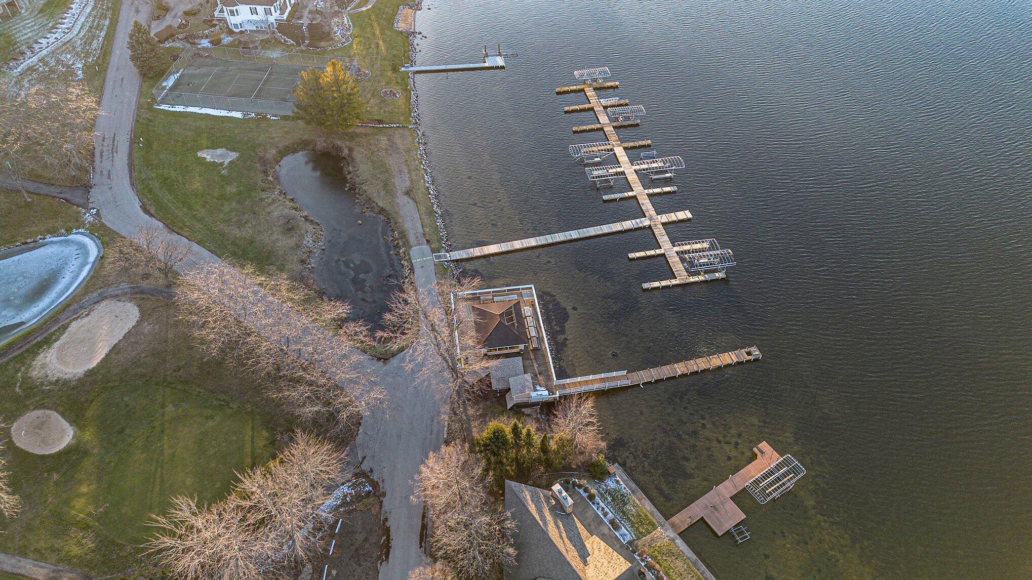 4862 Knoll Court Watervliet, MI 49098 - Photo 7 of 14 006_file_4478