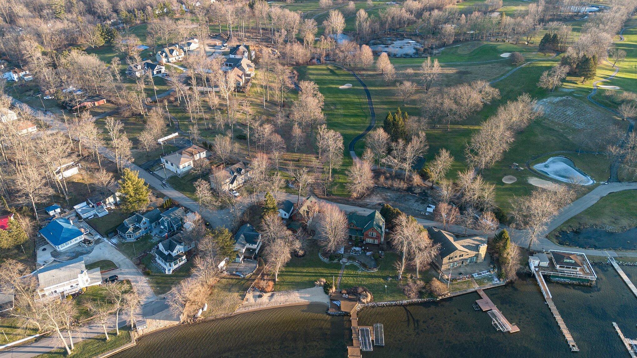 4862 Knoll Court Watervliet, MI 49098 - Photo 9 of 14 008_file_9698