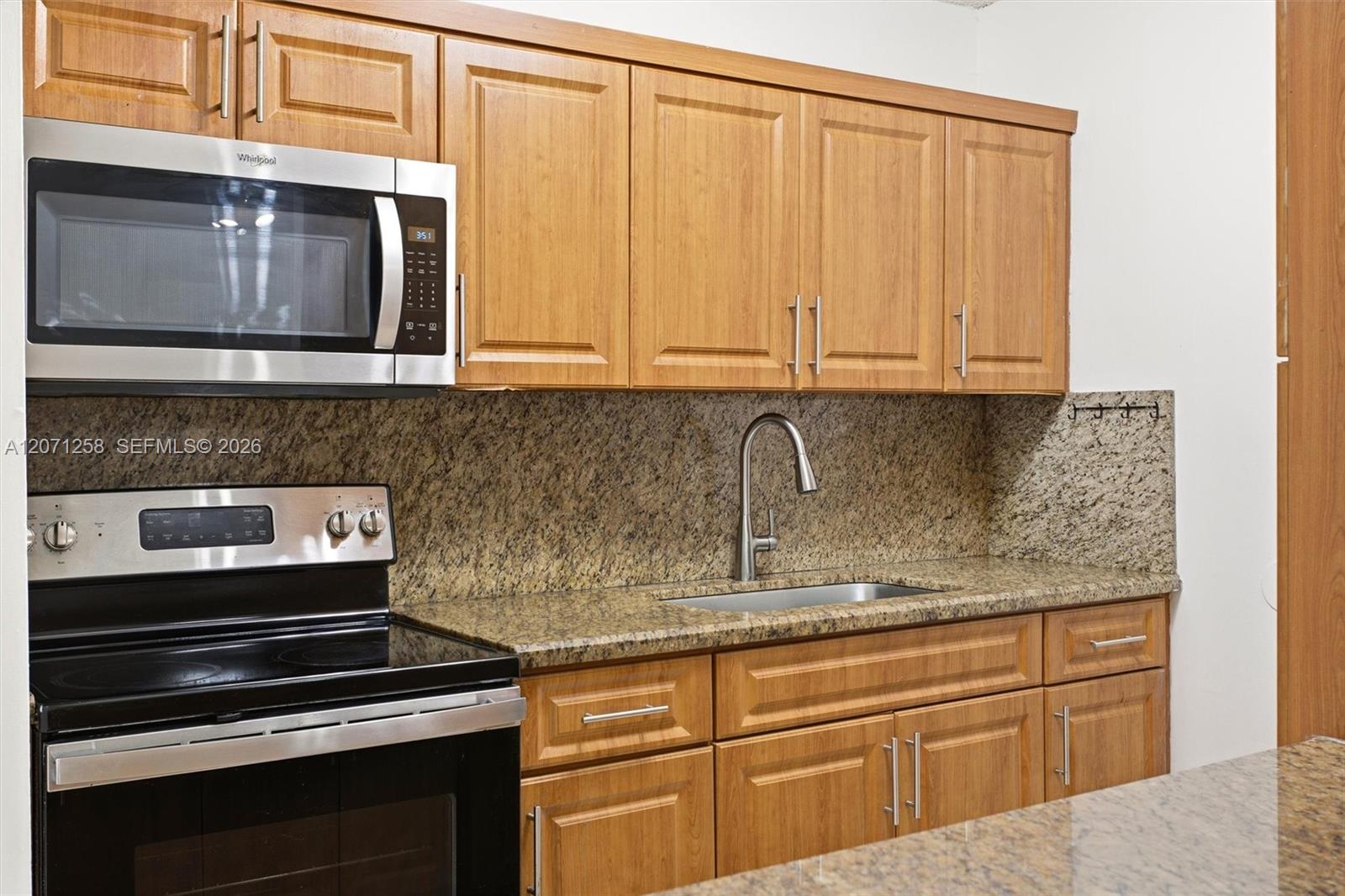 810 Southwest 129th Place, Unit 209 Miami, FL 33184 - Photo 6 of 30 Gallery Image 6