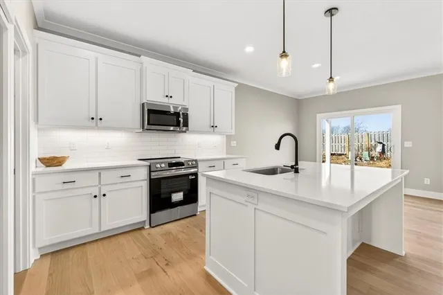 $494,739 | 25042 West 94th Terrace, Lenexa, KS 66227