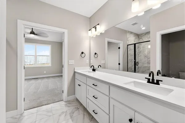 $494,739 | 25042 West 94th Terrace, Lenexa, KS 66227