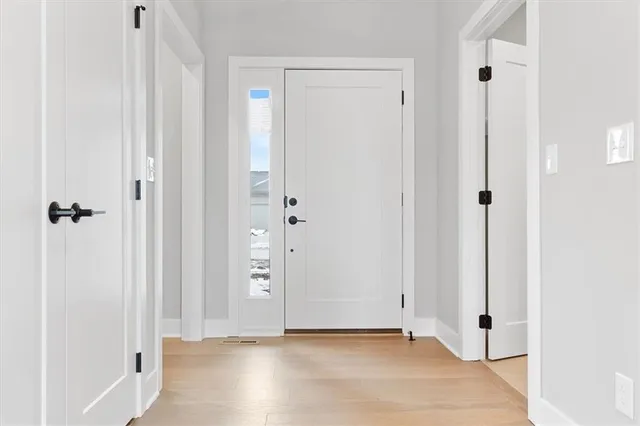 $494,739 | 25042 West 94th Terrace, Lenexa, KS 66227