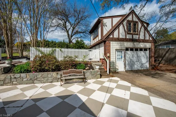 $350,000 | 514 West Parkway Avenue, High Point, NC 27262