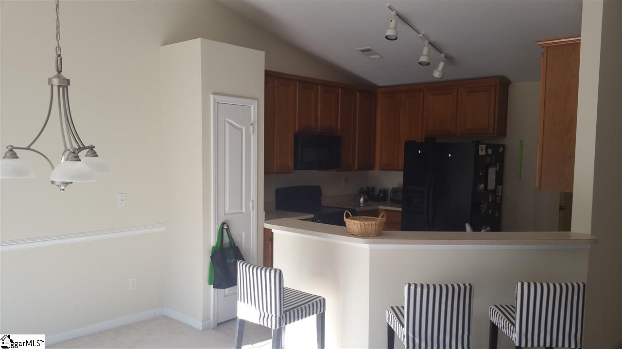 8 Timlin Drive Greenville, SC 29607 - Photo 2 of 21 Gallery Image 2