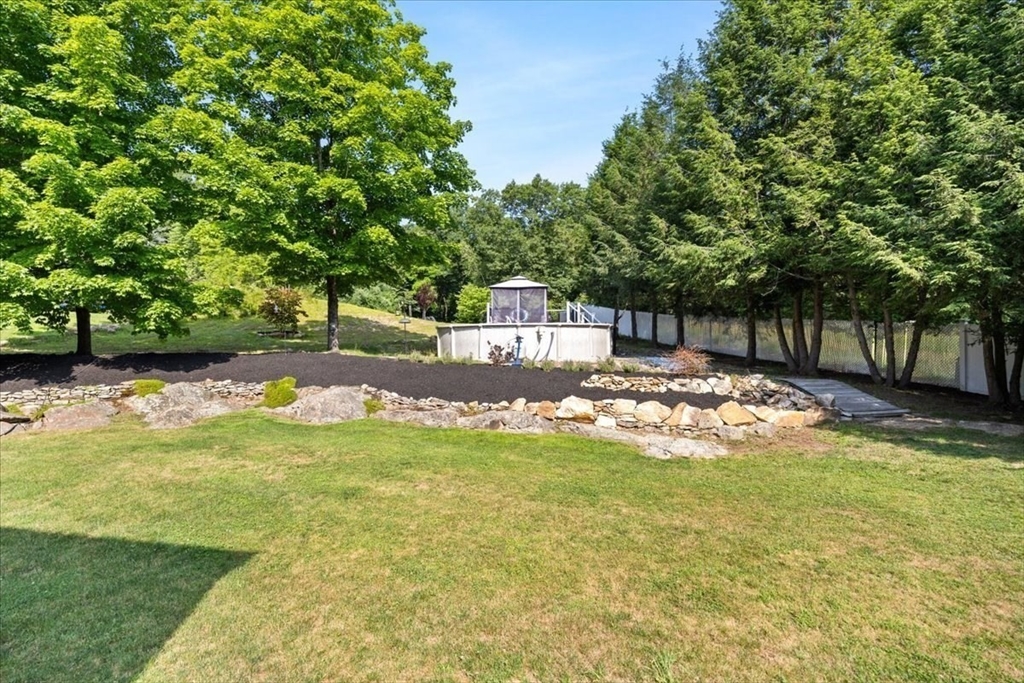14 Cliff Road Bellingham, MA 02019 - Photo 34 of 40