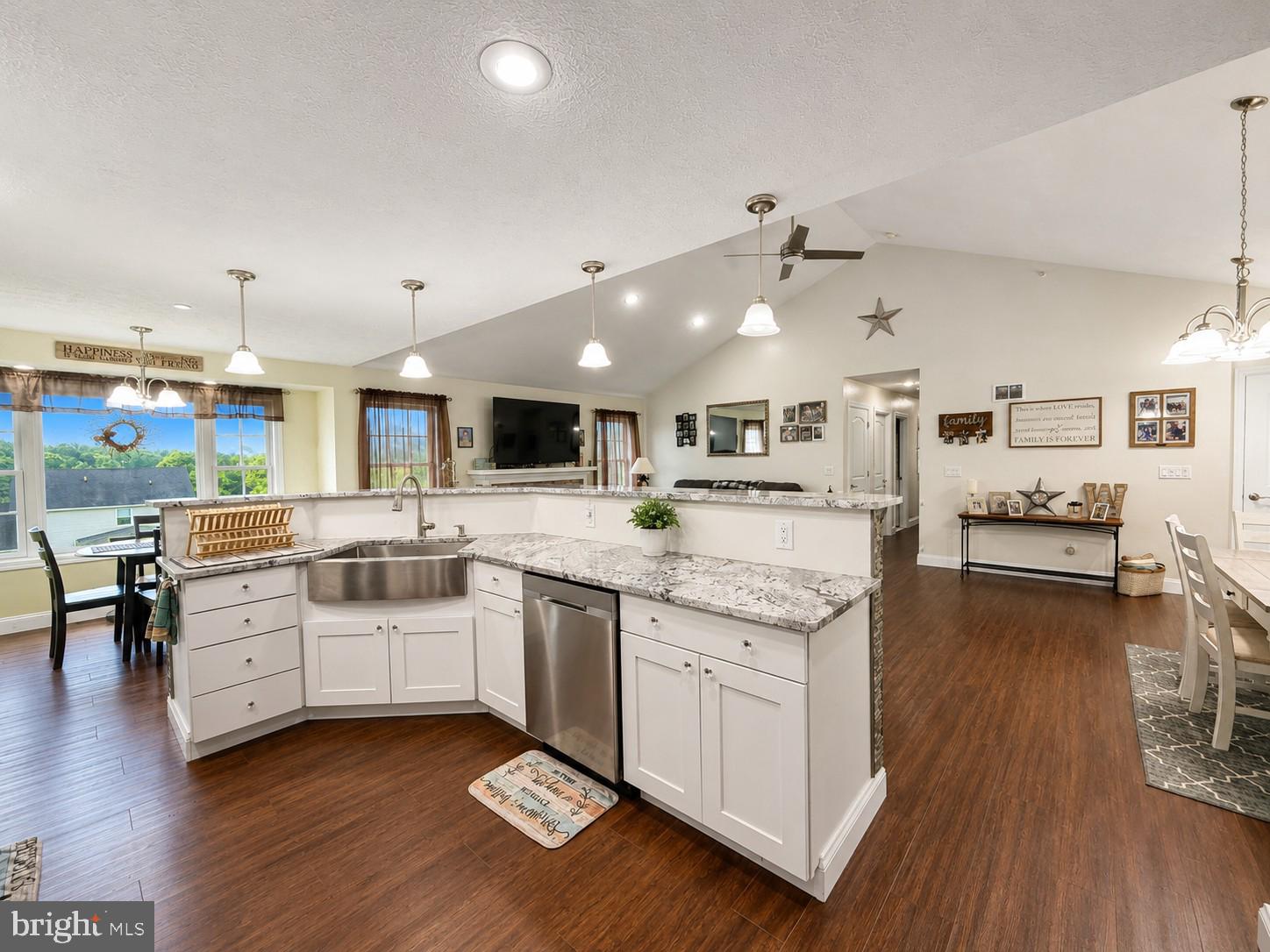 12714 Woodbine Road Southwest Lavale, MD 21502 - Photo 8 of 44