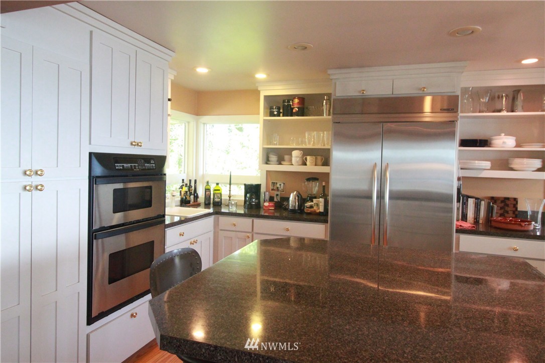 9623 Southwest 117th Street Vashon, WA 98070 - Photo 11 of 25