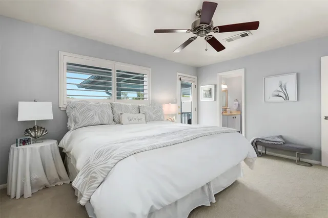 $1,200,000 | 2011 Sea Cove Court, Nassau Bay, TX 77058