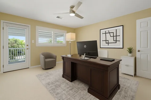 $1,200,000 | 2011 Sea Cove Court, Nassau Bay, TX 77058