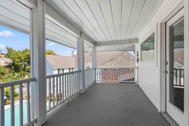 $1,200,000 | 2011 Sea Cove Court, Nassau Bay, TX 77058