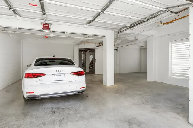 $1,200,000 | 2011 Sea Cove Court, Nassau Bay, TX 77058