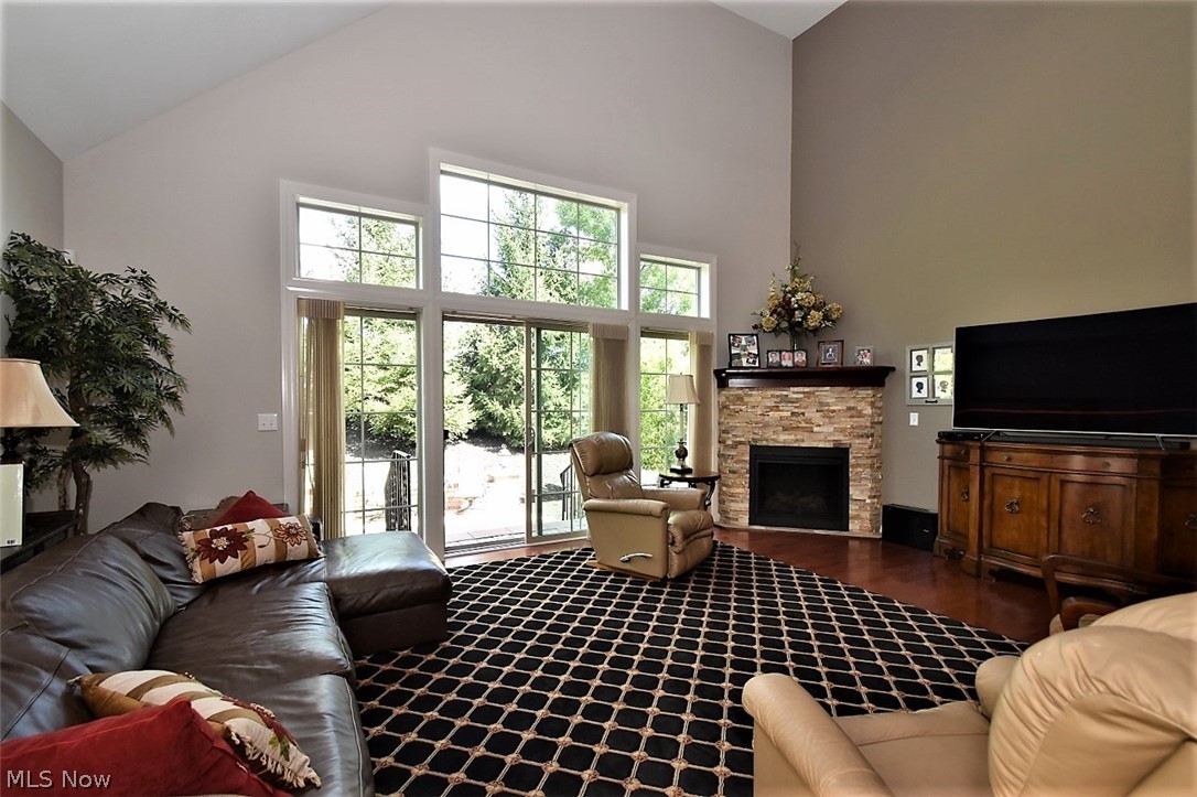 5125 River Creek Road Cleveland, OH 44124 - Photo 9 of 33