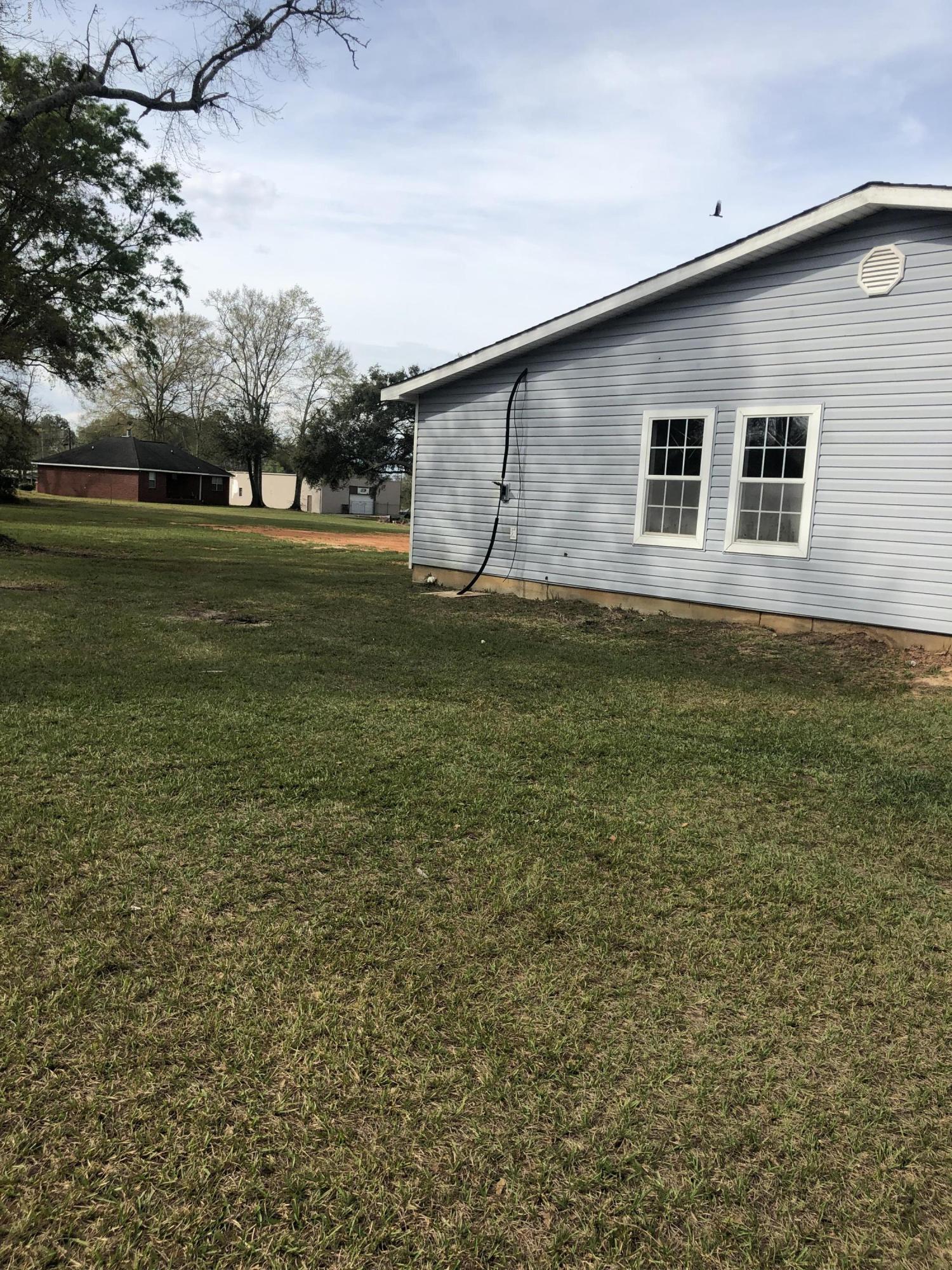 4818 Mc Innis Avenue Moss Point, MS 39563 - Photo 1 of 33 D3FEA20F-60C2-469B-9CDF-5B81F5820639