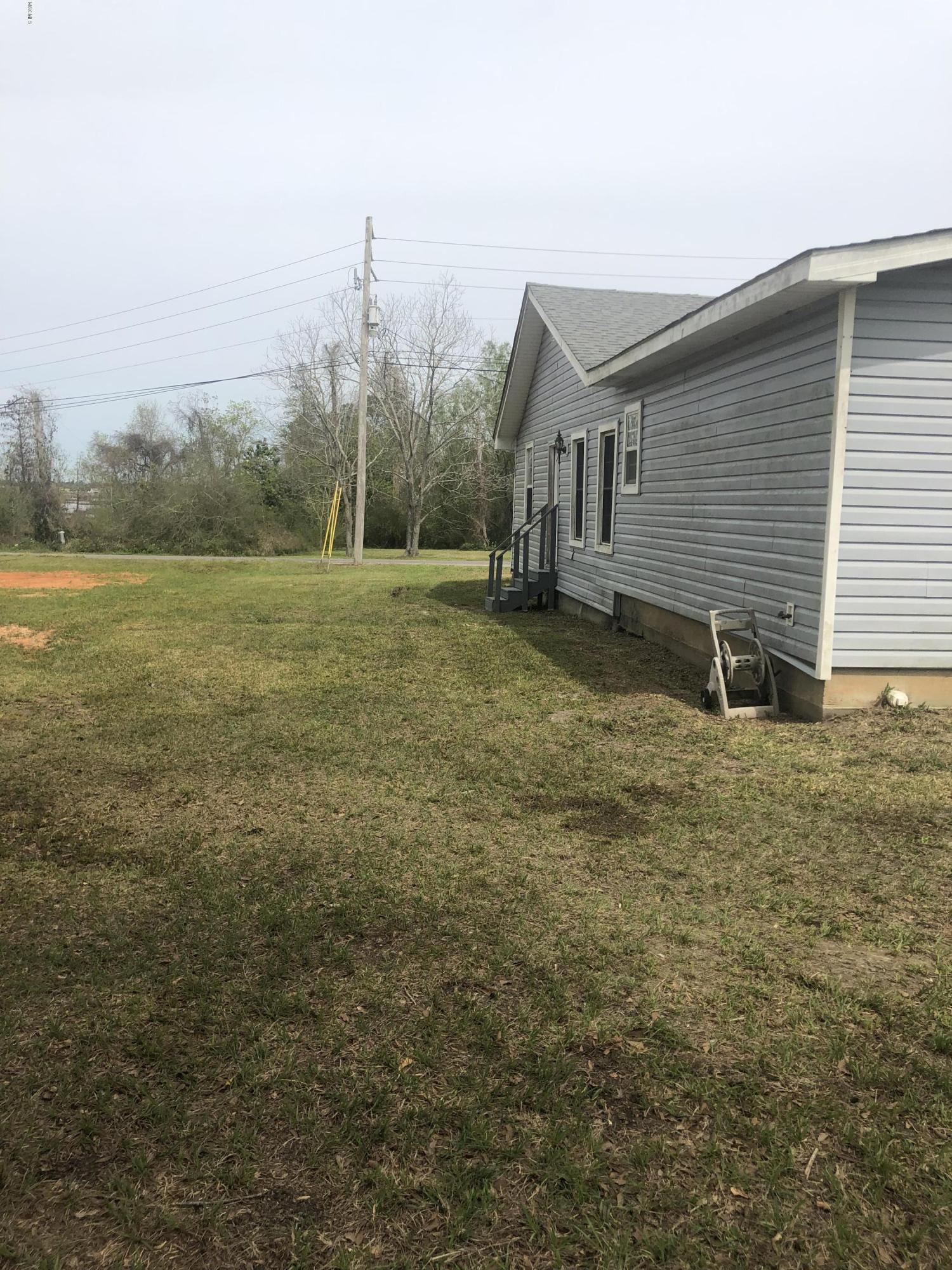 4818 Mc Innis Avenue Moss Point, MS 39563 - Photo 30 of 33 BBA03D12-E89F-44F5-80CC-2E7E92F03590