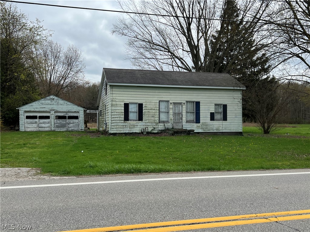 5520 South Ridge Road East Ashtabula, OH 44004 - Photo 1 of 10 Buckeye Schools home in need of repairs - set on 23.5 acres