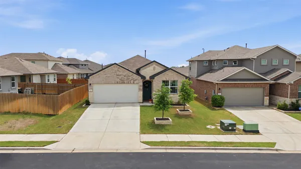 $2,200 | 128 Finley Rae Drive, Georgetown, TX 78626
