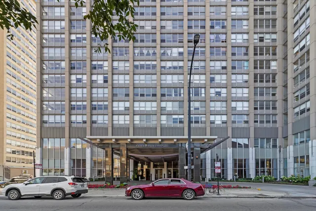 a car parked in front of a building