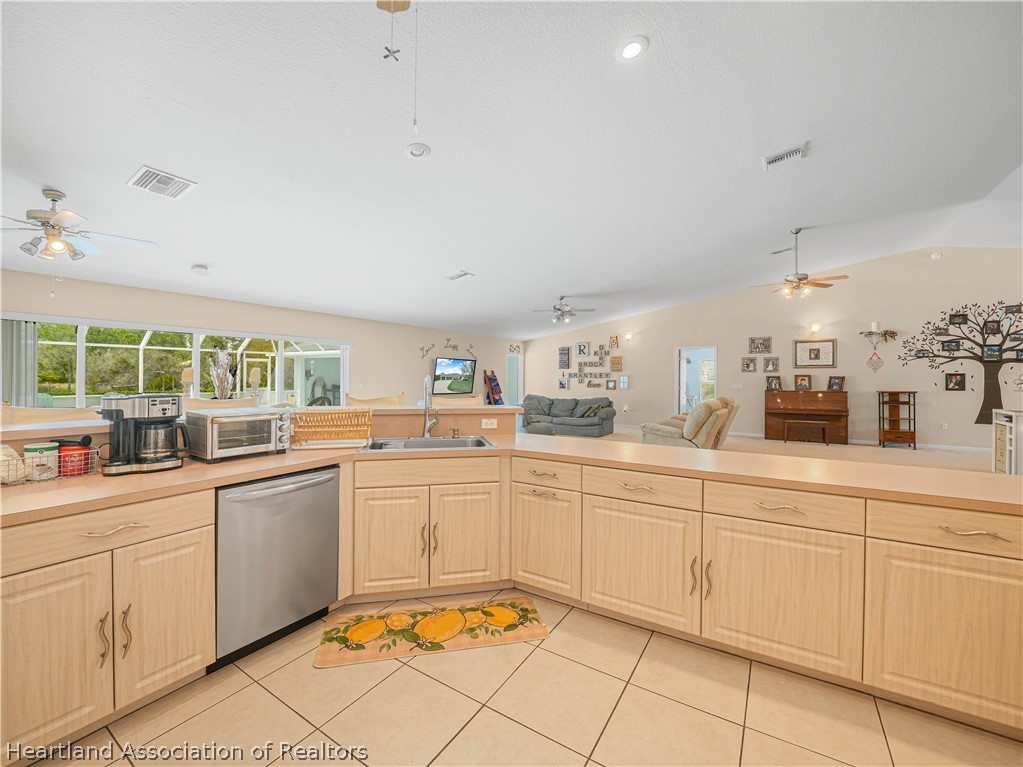 5721 Golden Road Sebring, FL 33875 - Photo 5 of 42