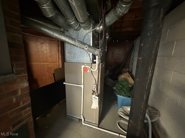 3832 Wallingford Road South Euclid, OH 44121 - Photo 14 of 16 Utilities with heating unit