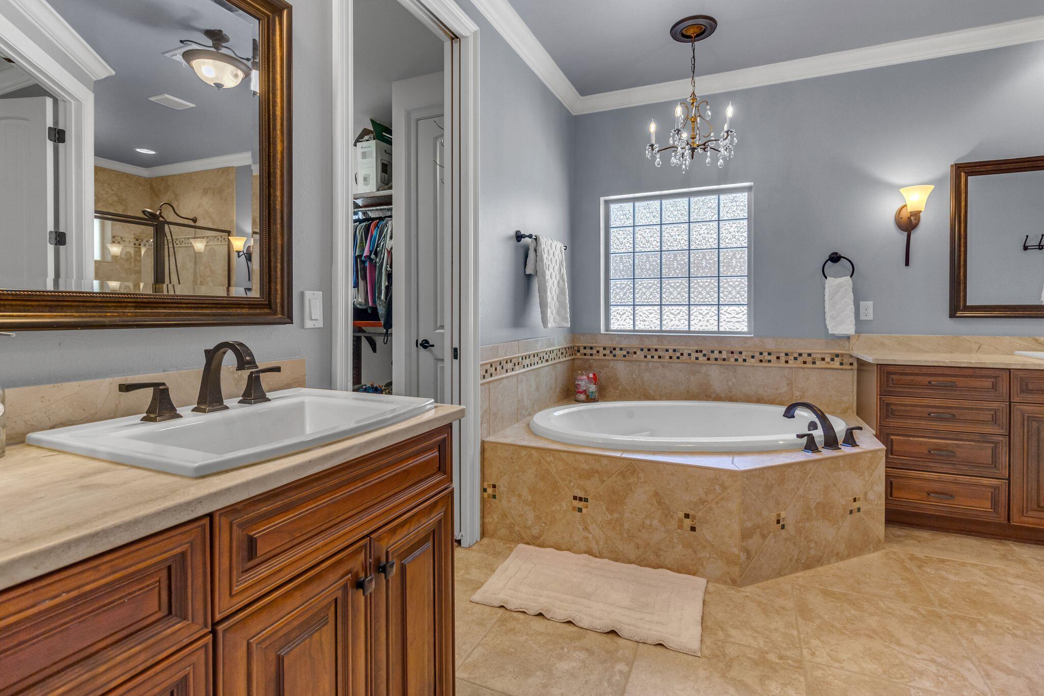 9007 Rushing River Way Niceville, FL 32578 - Photo 29 of 59 aj2504091-1031