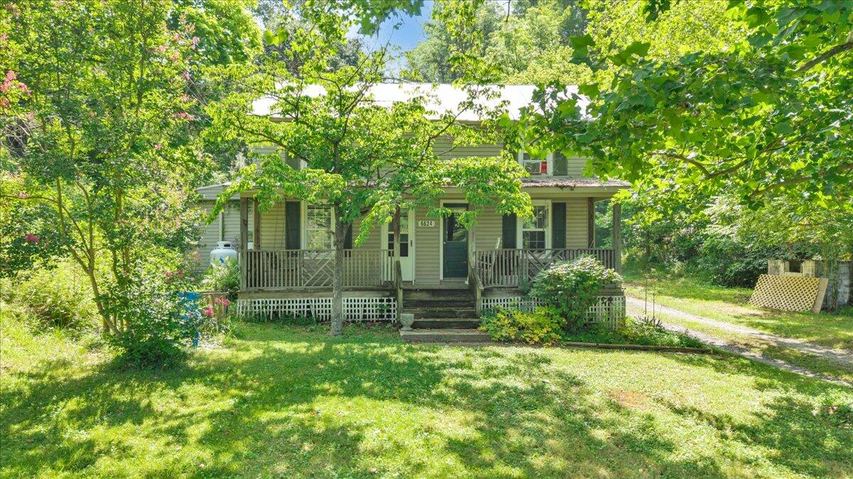 6624 Franklin Road Boones Mill, VA 24065 - Photo 43 of 57 43-DJI_20260707115509_0001_D-R5