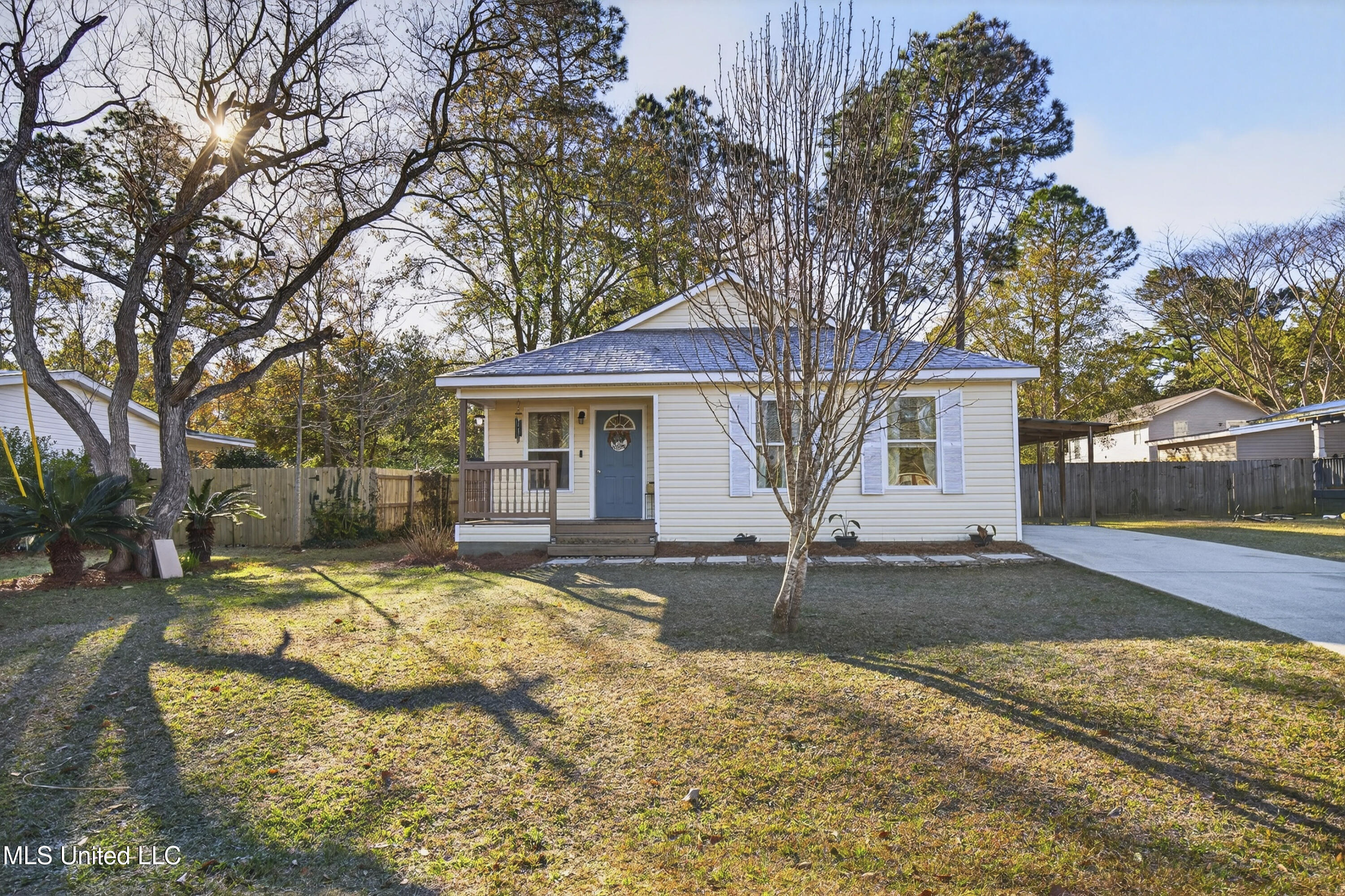 10756 Linohau Way Diamondhead, MS 39525 - Photo 4 of 35 10756LinohauWay-3