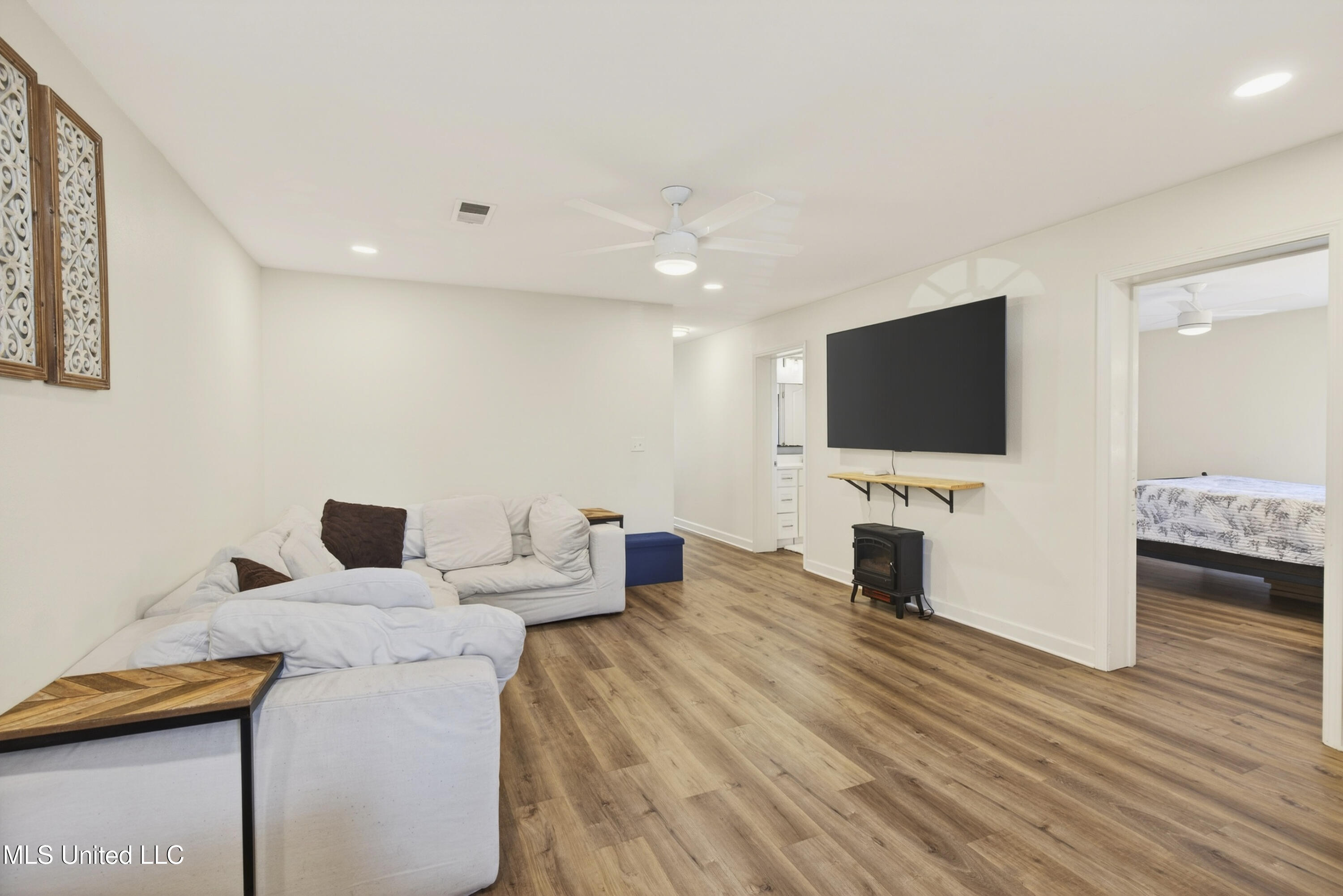 10756 Linohau Way Diamondhead, MS 39525 - Photo 8 of 35 10756LinohauWay-8