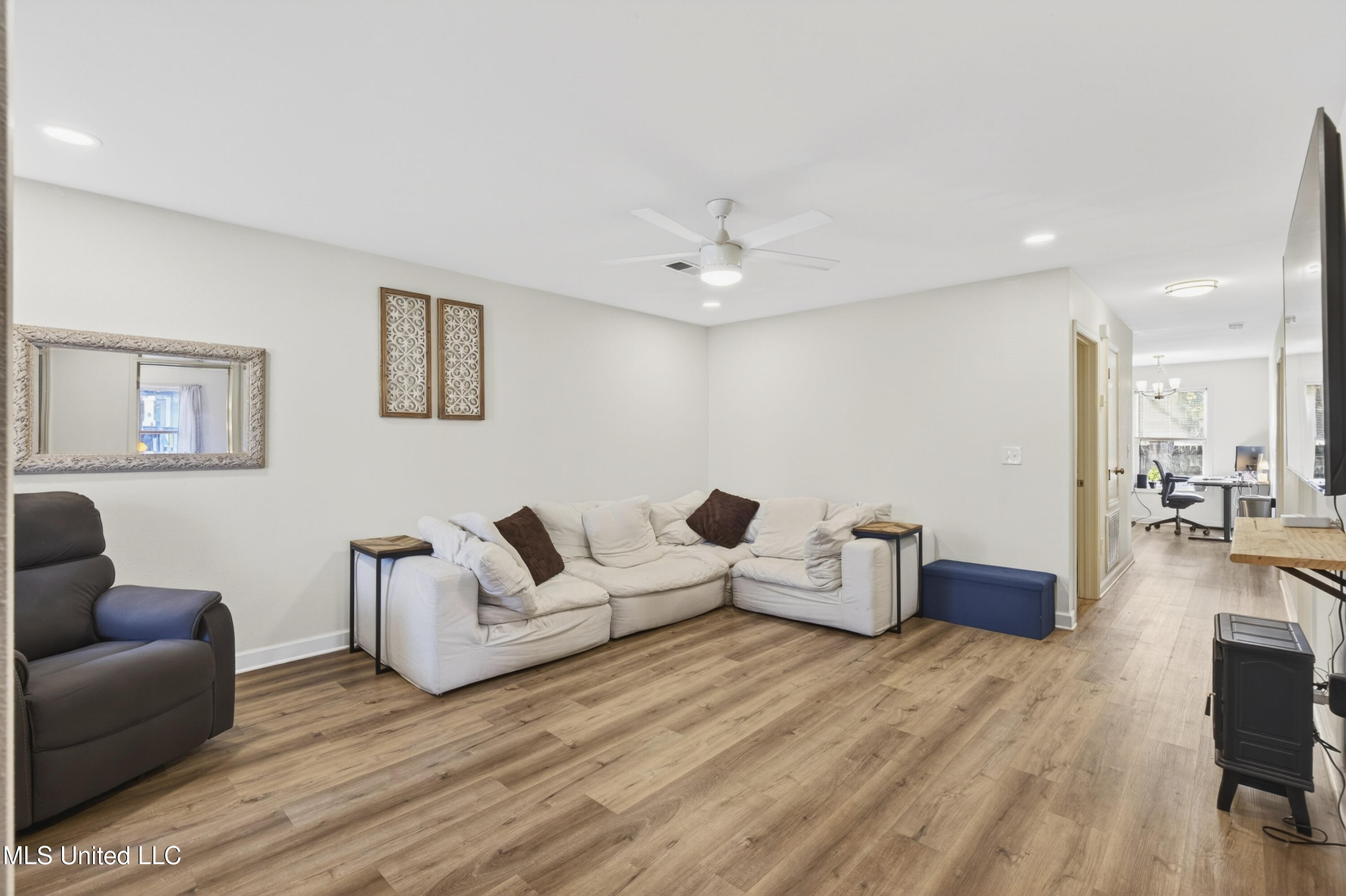 10756 Linohau Way Diamondhead, MS 39525 - Photo 9 of 35 10756LinohauWay-9