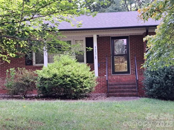 $390,000 | 123 Softwind Lane, Concord, NC 28025