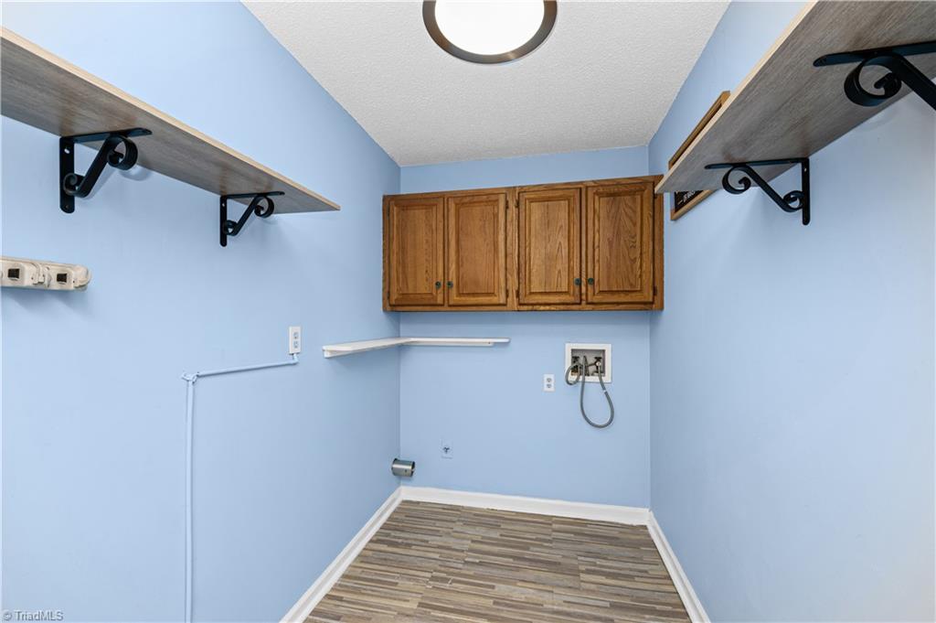 923 Aberdeen Road High Point, NC 27265 - Photo 47 of 50 Laundry Room
