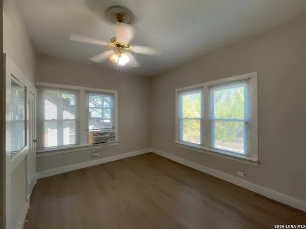 $795 | 319 Army Boulevard, Unit 2, San Antonio, TX 78215