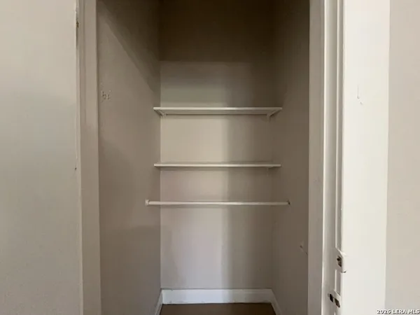 $795 | 319 Army Boulevard, Unit 2, San Antonio, TX 78215
