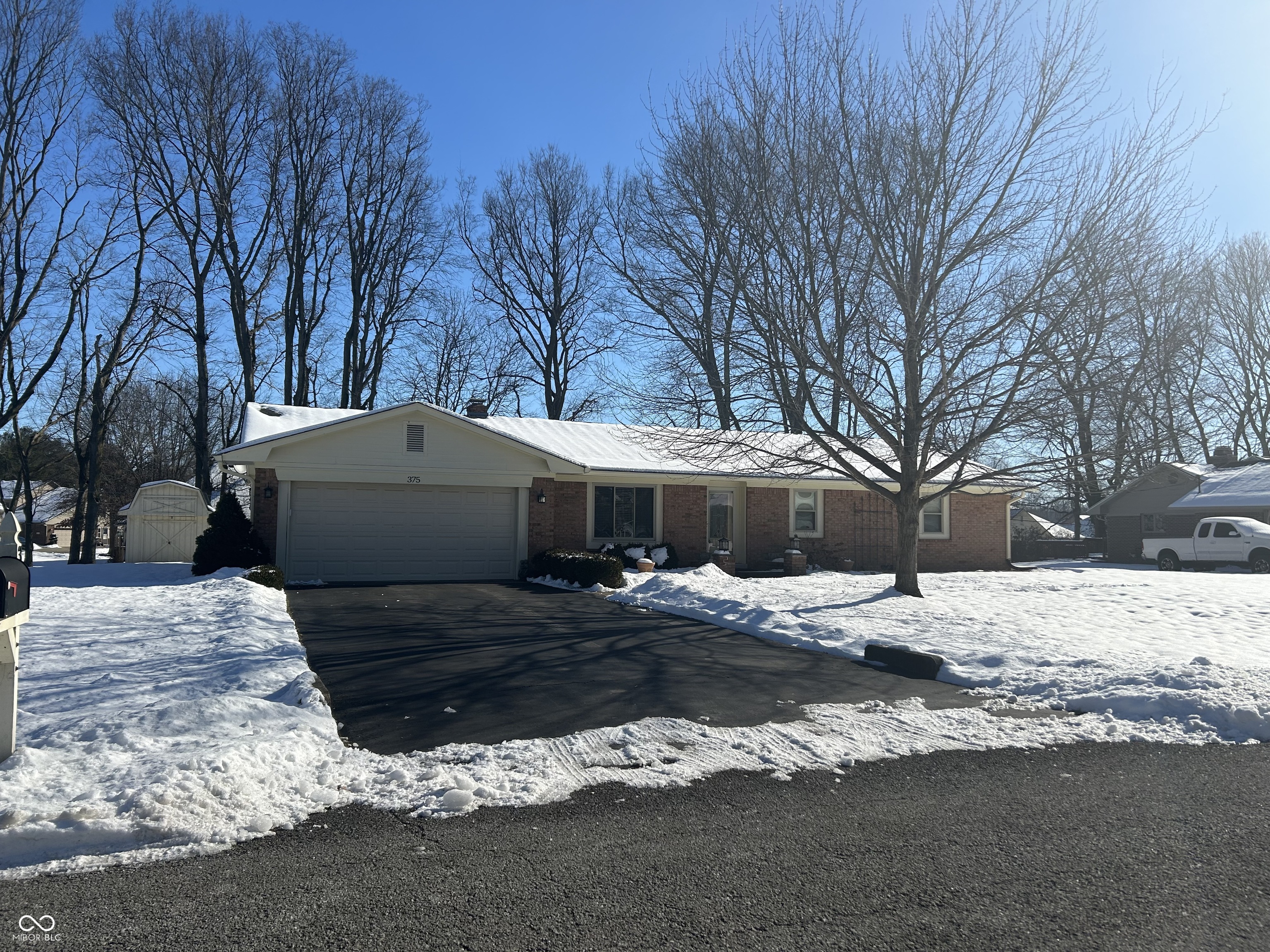375 Shadow Road Greenwood, IN 46142 - Photo 1 of 44