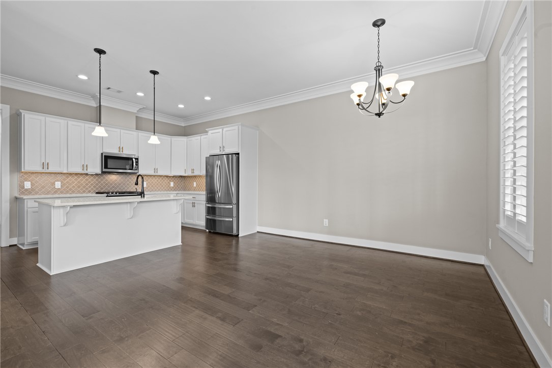 218 Tuttle Street Clemson, SC 29631 - Photo 3 of 20 Dining and kitchen area