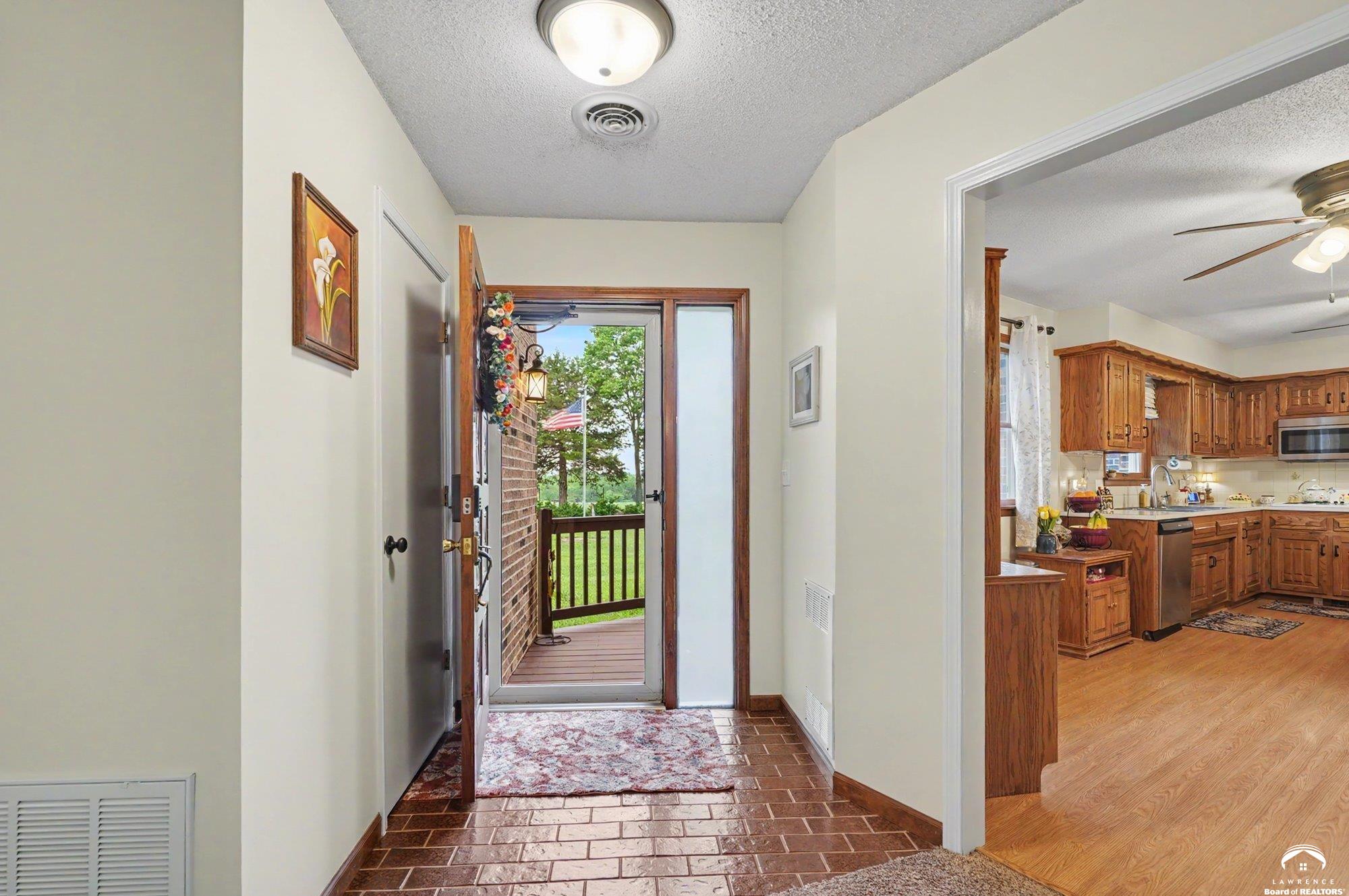 14805 27th Street Perry, KS 66073 - Photo 6 of 94